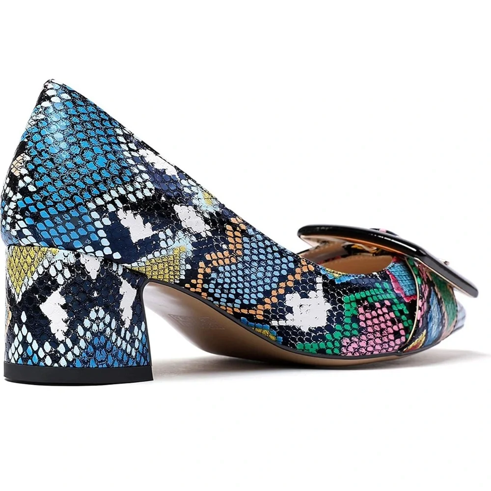 Eldof Woman’s Pump Shoes - Picture 2 of 7